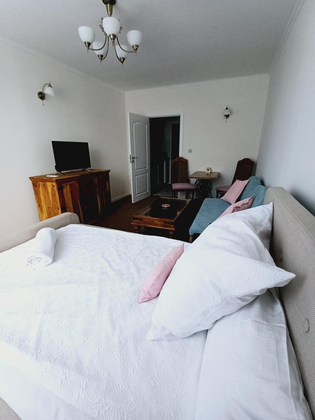 Wild Cherry Apartments Saints Constantine and Helena Exteriér fotografie